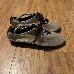 Arcopedico Tan Stretch Knit Laxe Up Comfort Walking Orthopedic Shoe | size 41